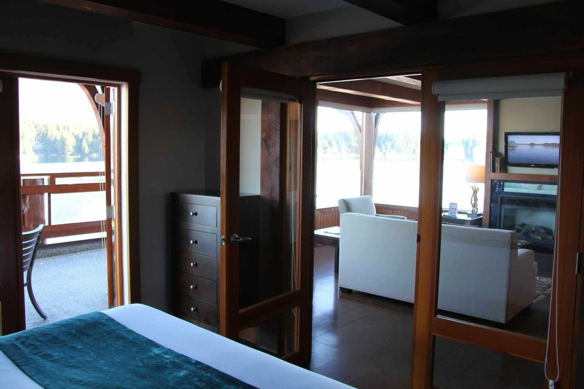 Safe Harbour Suite By Natural Elements Vacation Rentals Ucluelet Exterior photo